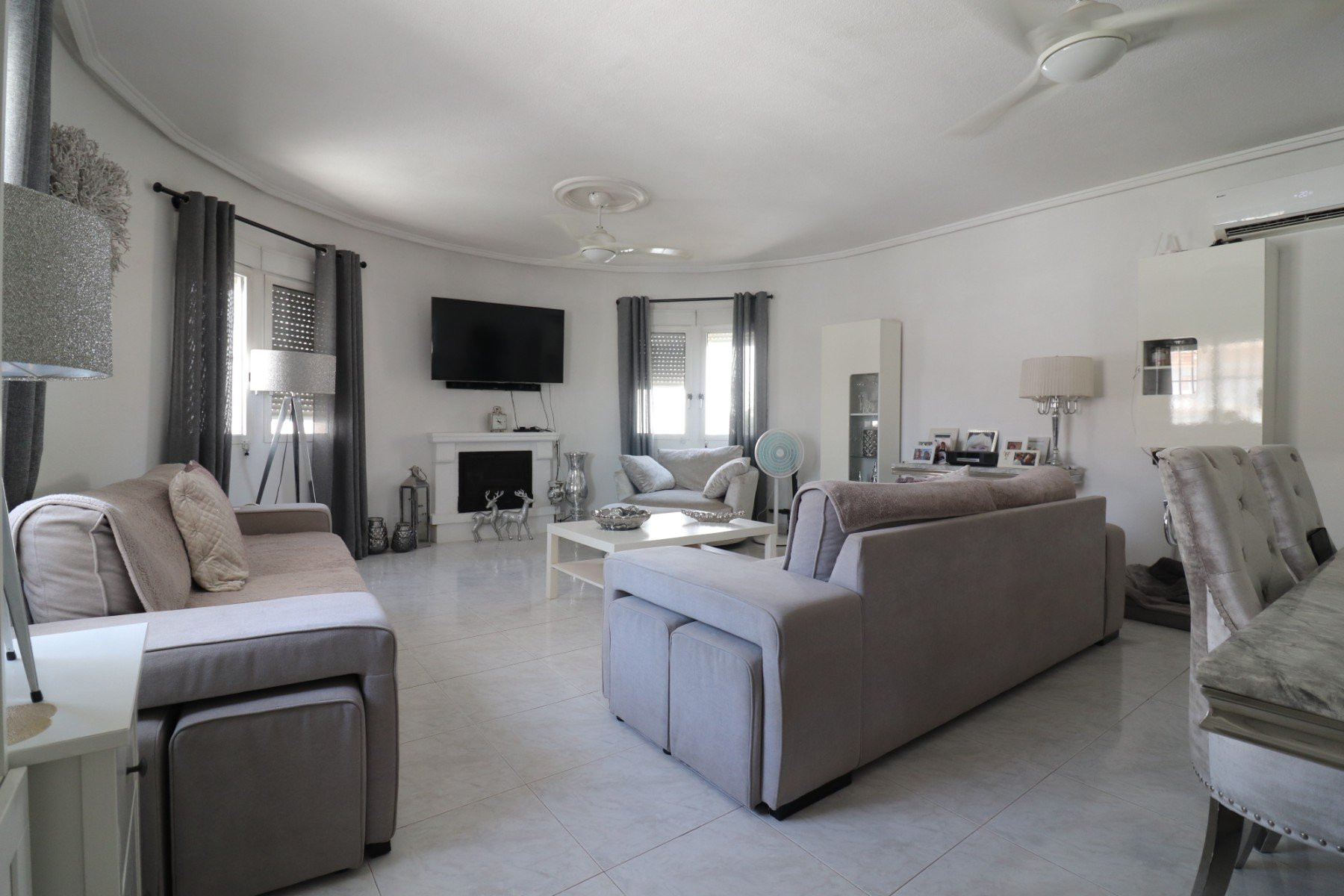 Villa · Reventa - Benijofar · Alicante · España Villa · Reventa - Benijofar · Alicante · España