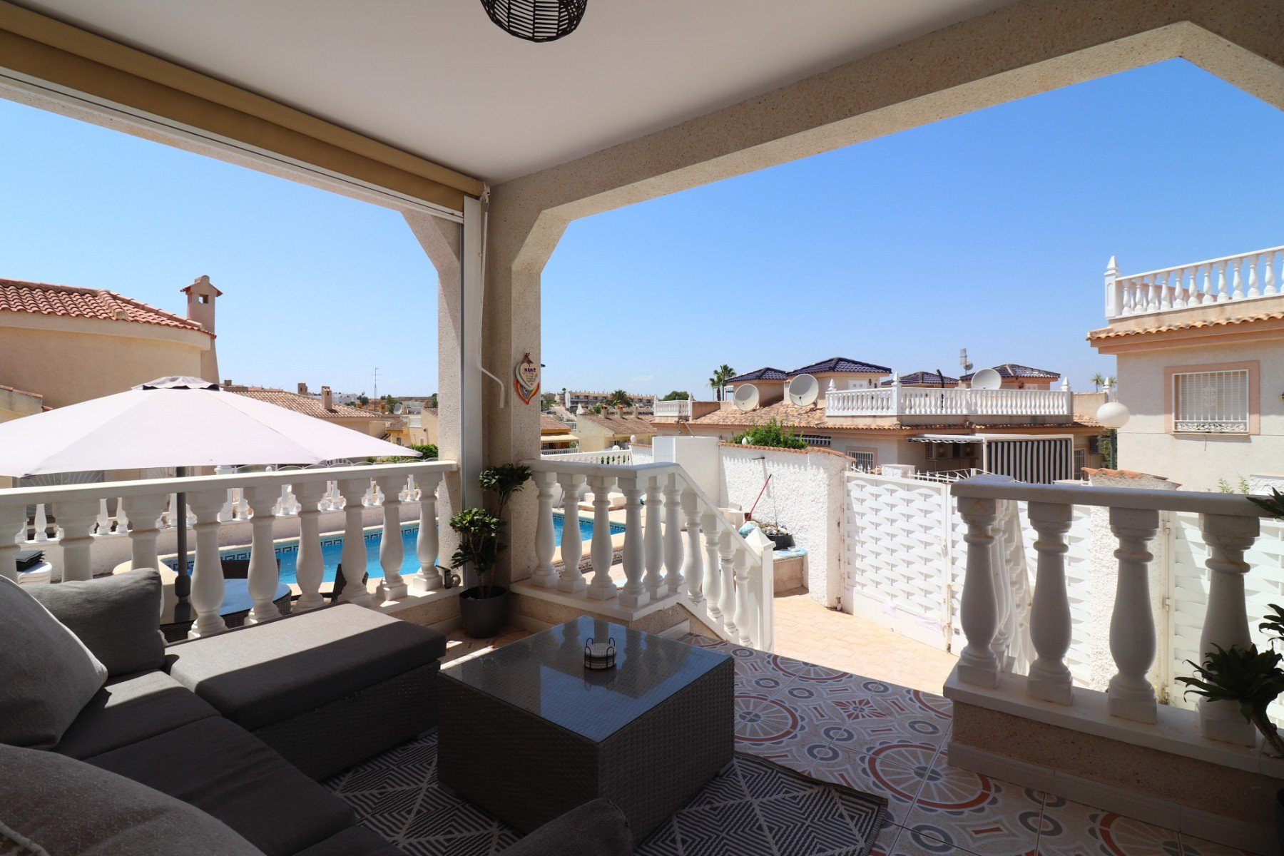Villa · Reventa - Benijofar · Alicante · España Villa · Reventa - Benijofar · Alicante · España