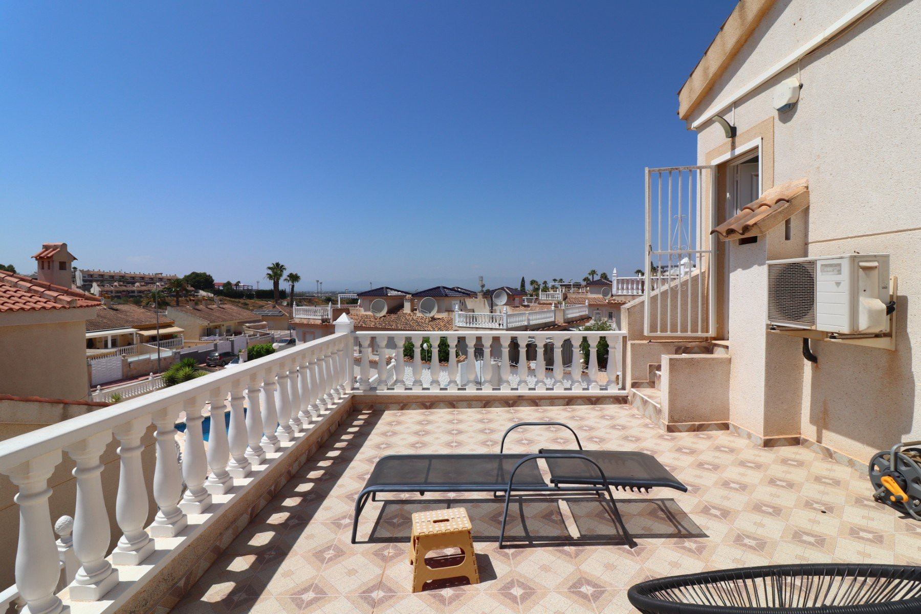 Villa · Reventa - Benijofar · Alicante · España Villa · Reventa - Benijofar · Alicante · España