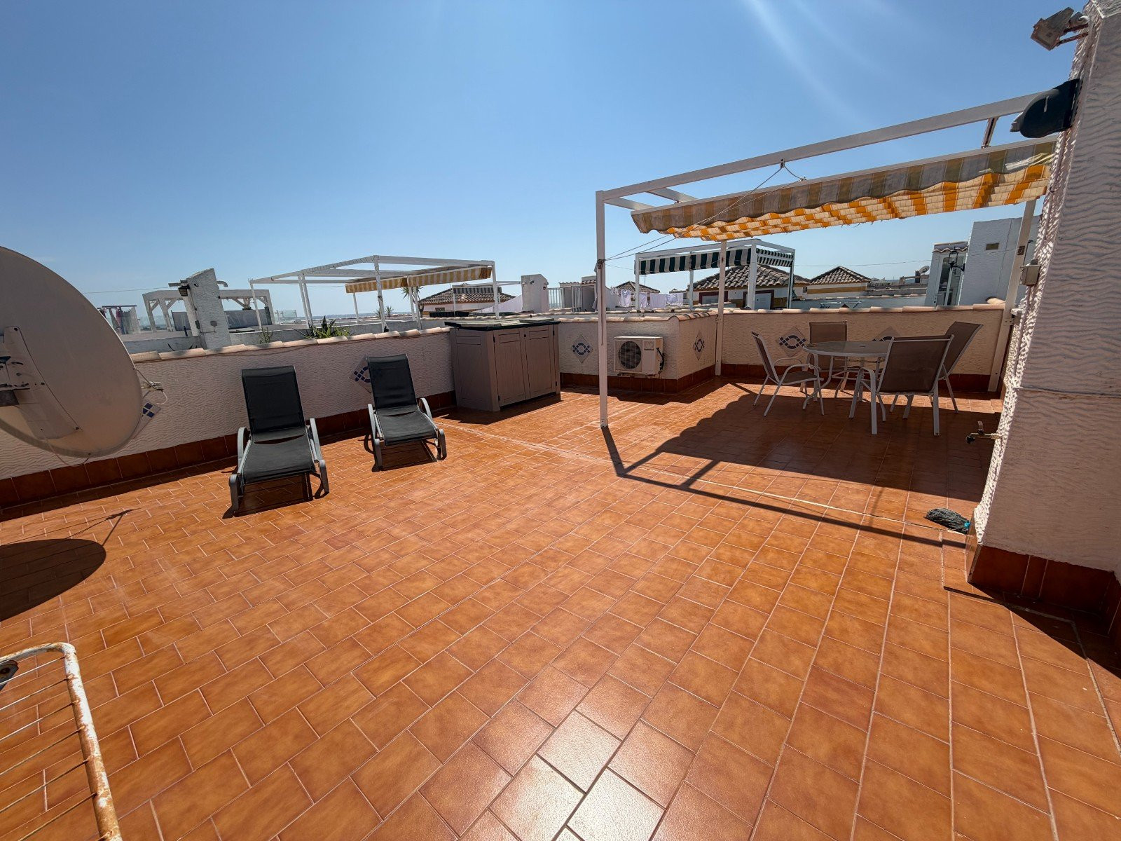 Apartment · Resale - Orihuela · Alicante · Spain Apartment · Resale - Orihuela · Alicante · Spain