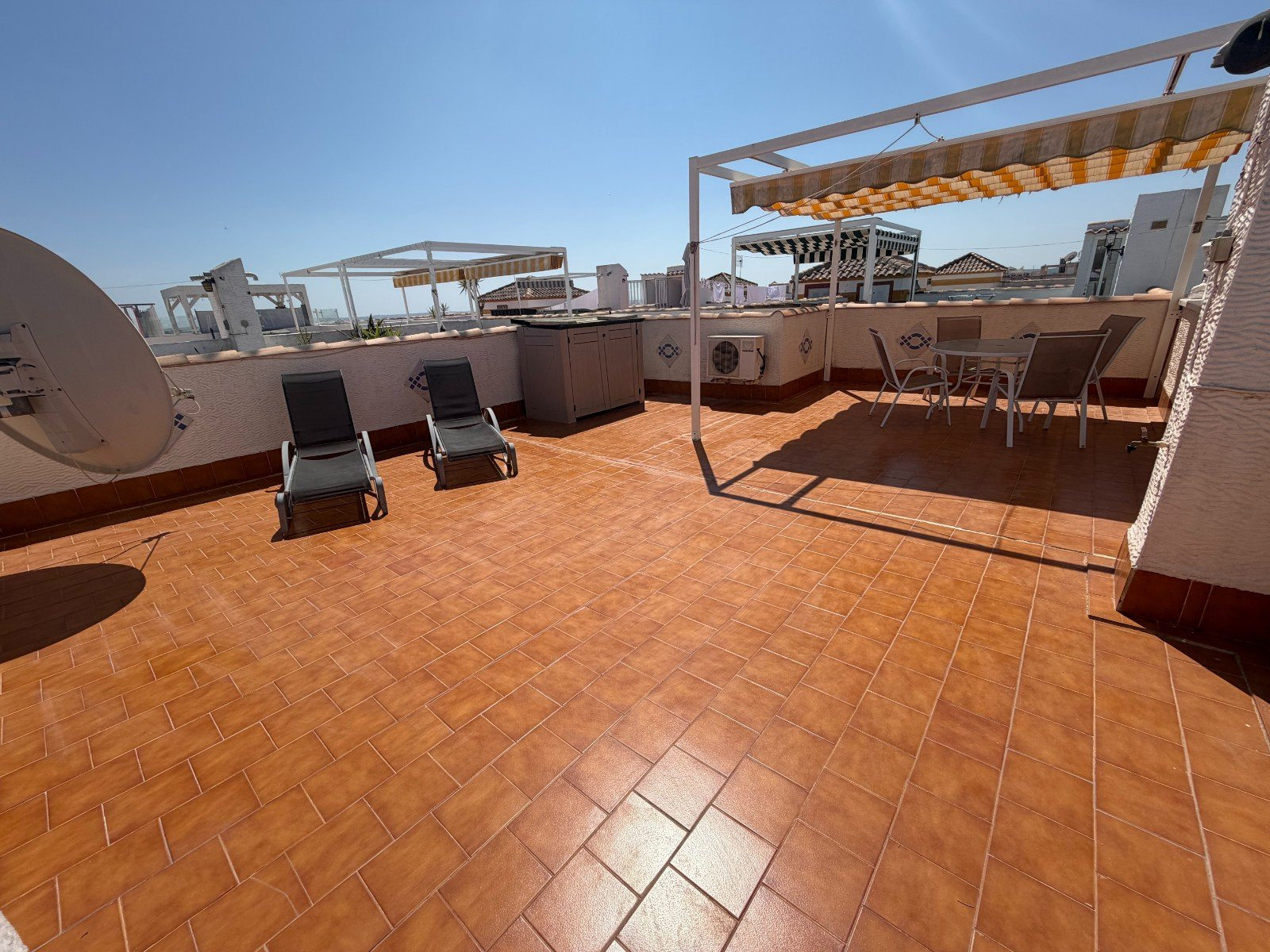Apartment · Resale - Orihuela · Alicante · Spain Apartment · Resale - Orihuela · Alicante · Spain