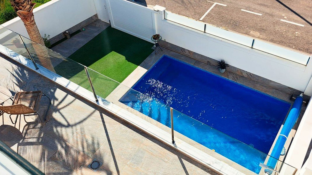 Villa · Reventa - Pilar de la Horadada · Alicante · España Villa · Reventa - Pilar de la Horadada · Alicante · España