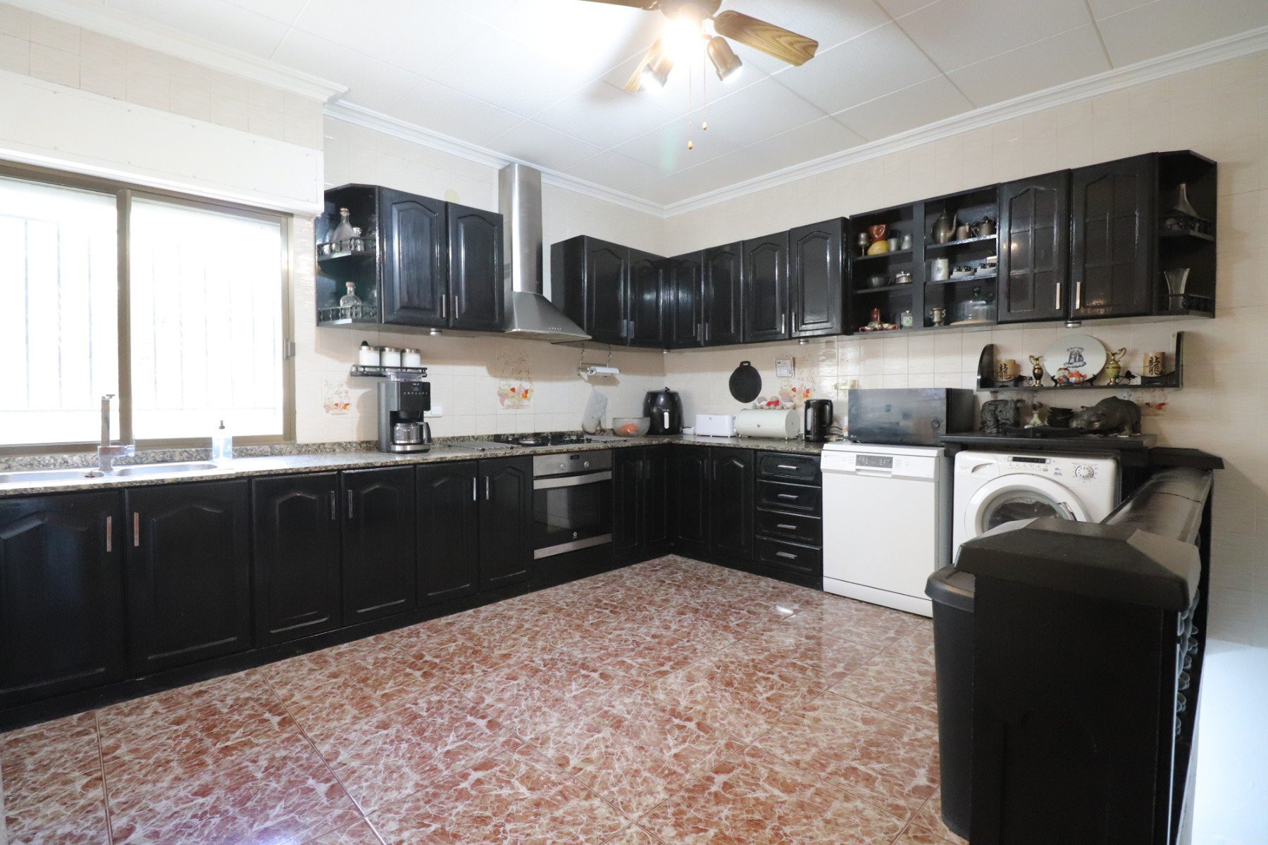 Country house · Resale - Crevillente · Alicante · Spain Country house · Resale - Crevillente · Alicante · Spain