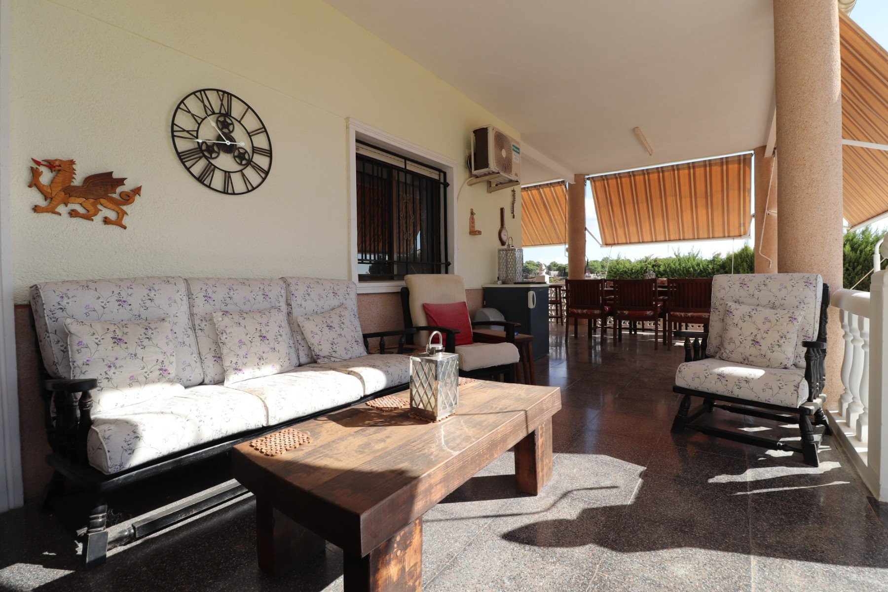 Country house · Resale - Crevillente · Alicante · Spain Country house · Resale - Crevillente · Alicante · Spain