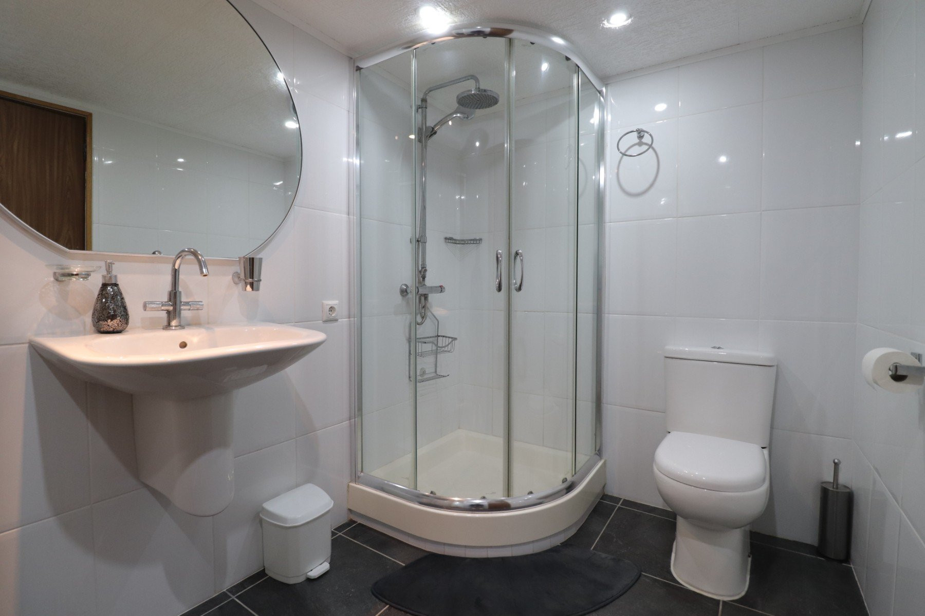 Country house · Resale - Crevillente · Alicante · Spain Country house · Resale - Crevillente · Alicante · Spain