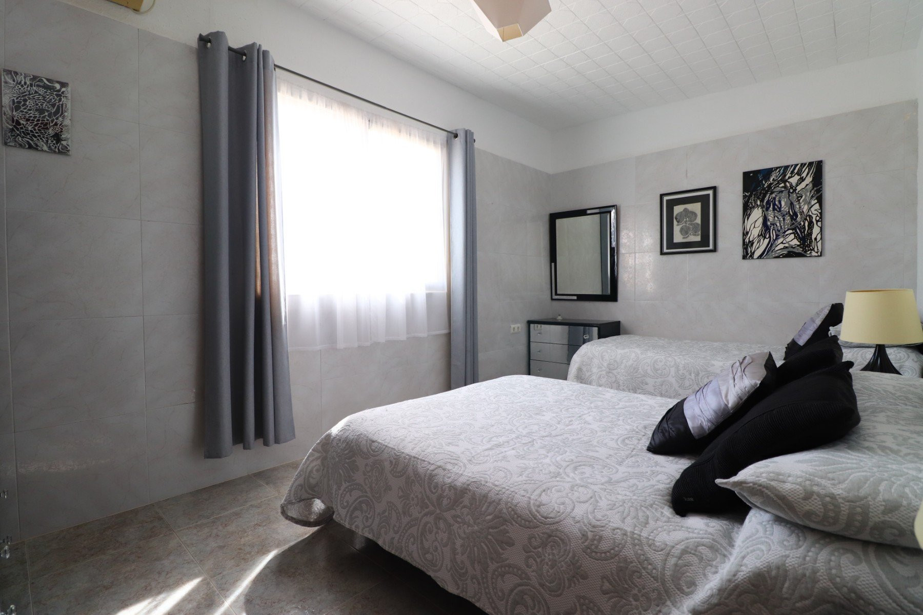 Country house · Resale - Crevillente · Alicante · Spain Country house · Resale - Crevillente · Alicante · Spain