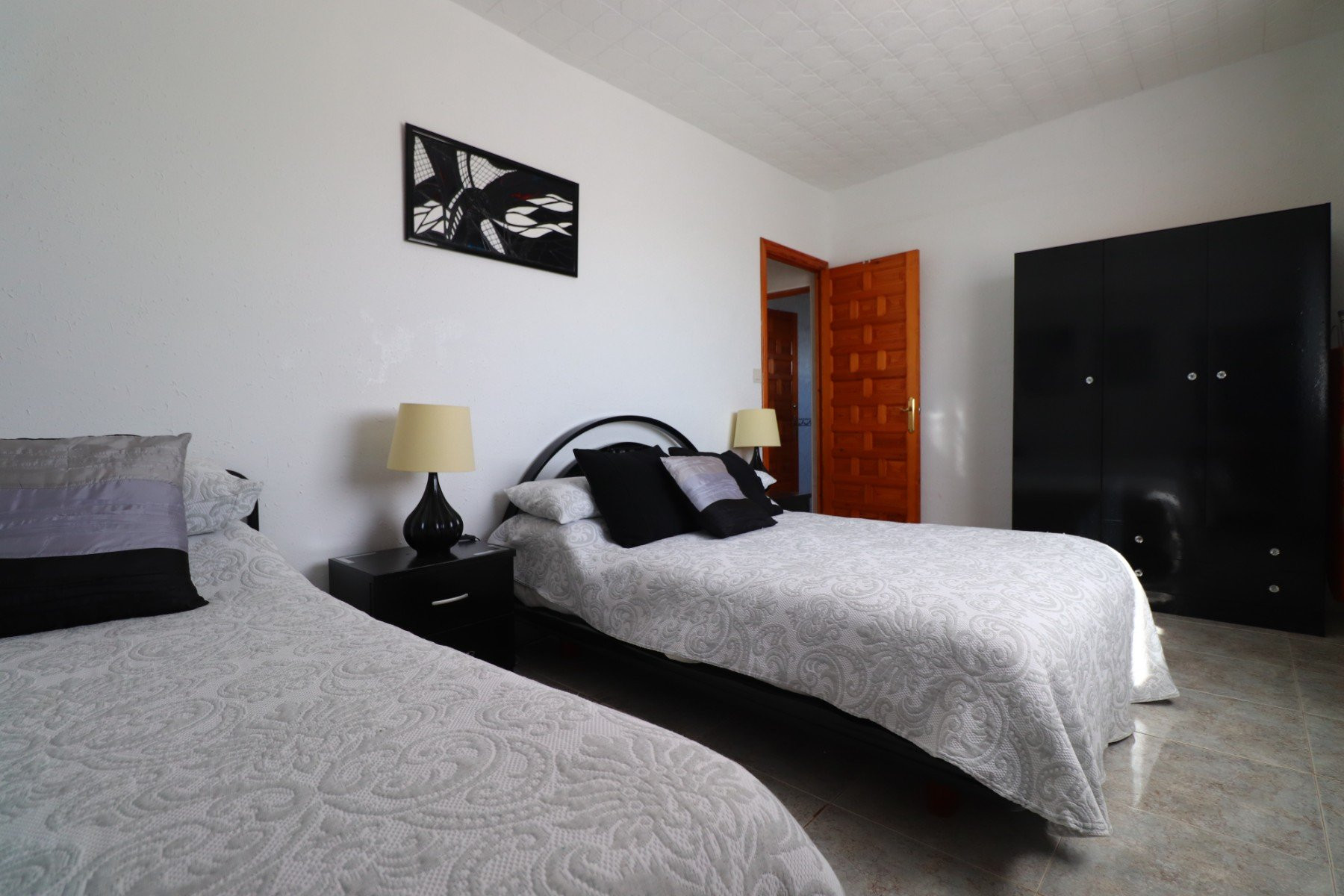 Country house · Resale - Crevillente · Alicante · Spain Country house · Resale - Crevillente · Alicante · Spain