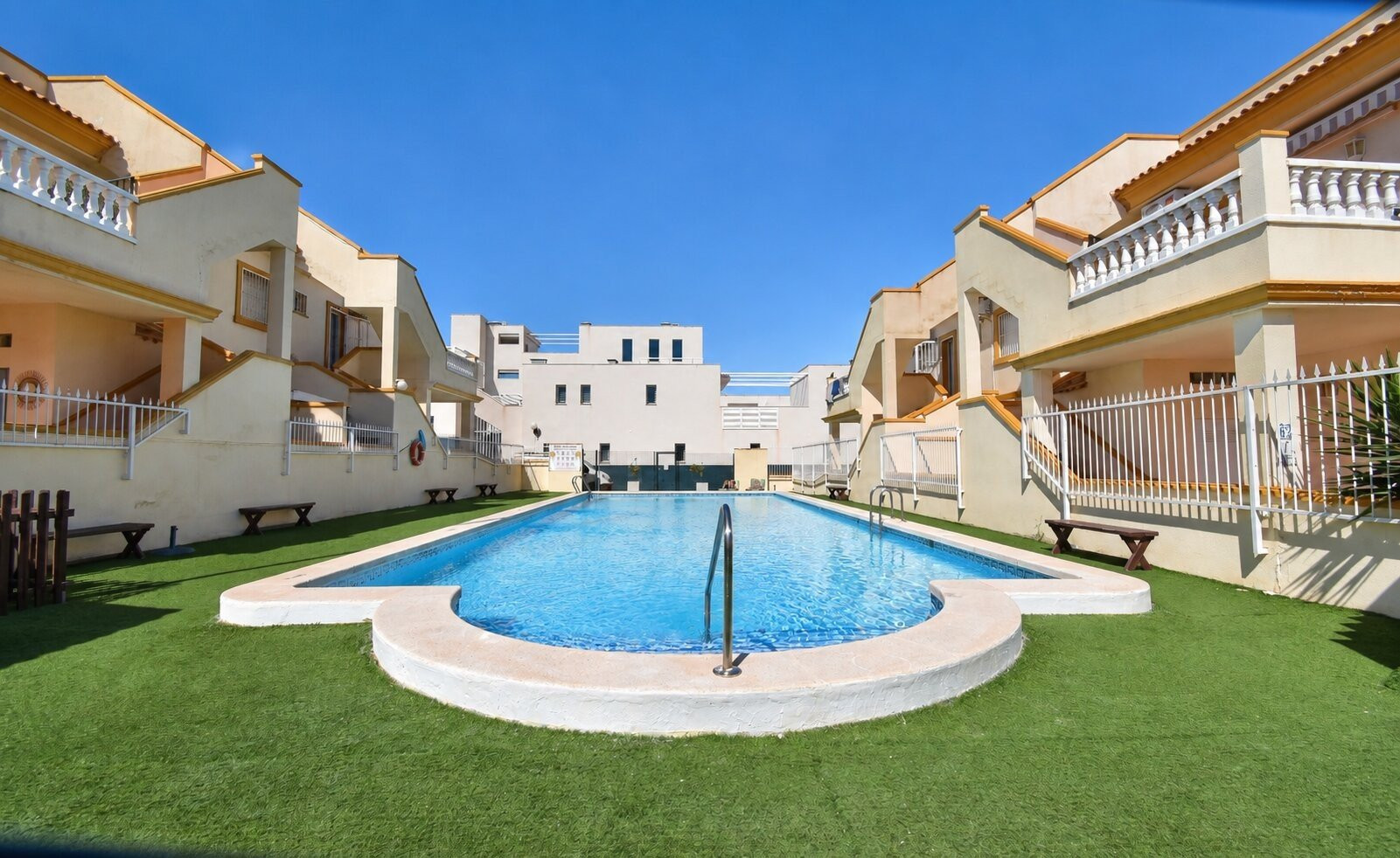 Apartamento · Reventa - Orihuela Costa · Playa Flamenca · Alicante · España Apartamento · Reventa - Orihuela Costa · Playa Flamenca · Alicante · España