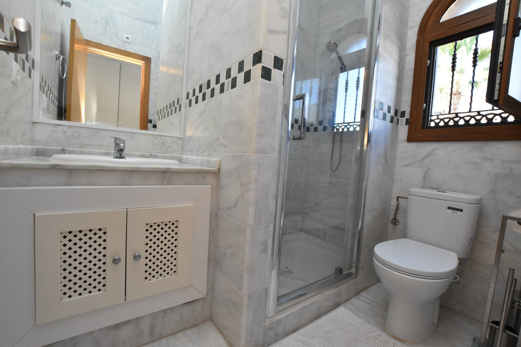 Villa · Resale - Algorfa · La Finca Golf Resort · Alicante · Spain