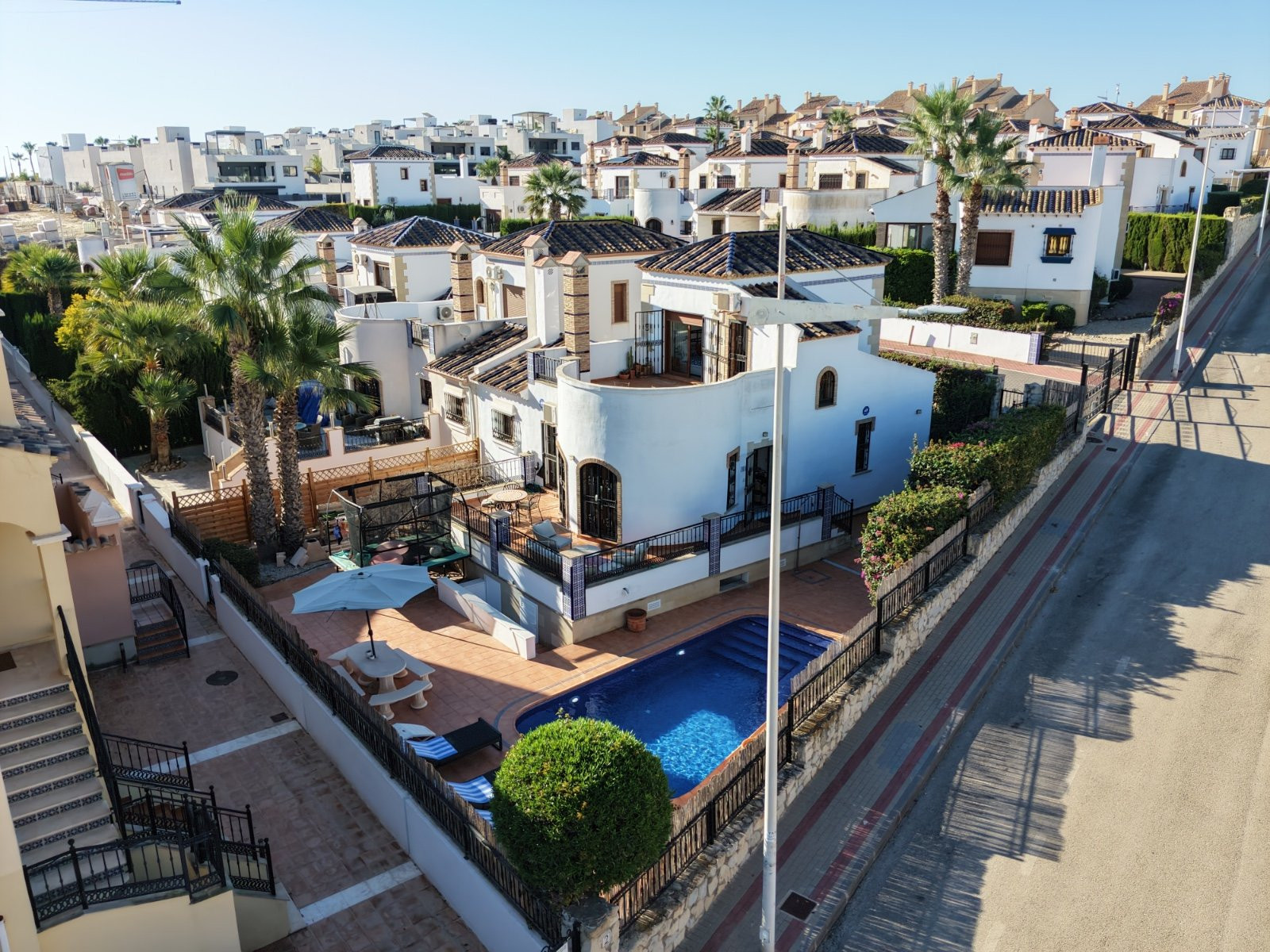 Villa · Resale - Algorfa · La Finca Golf Resort · Alicante · Spain