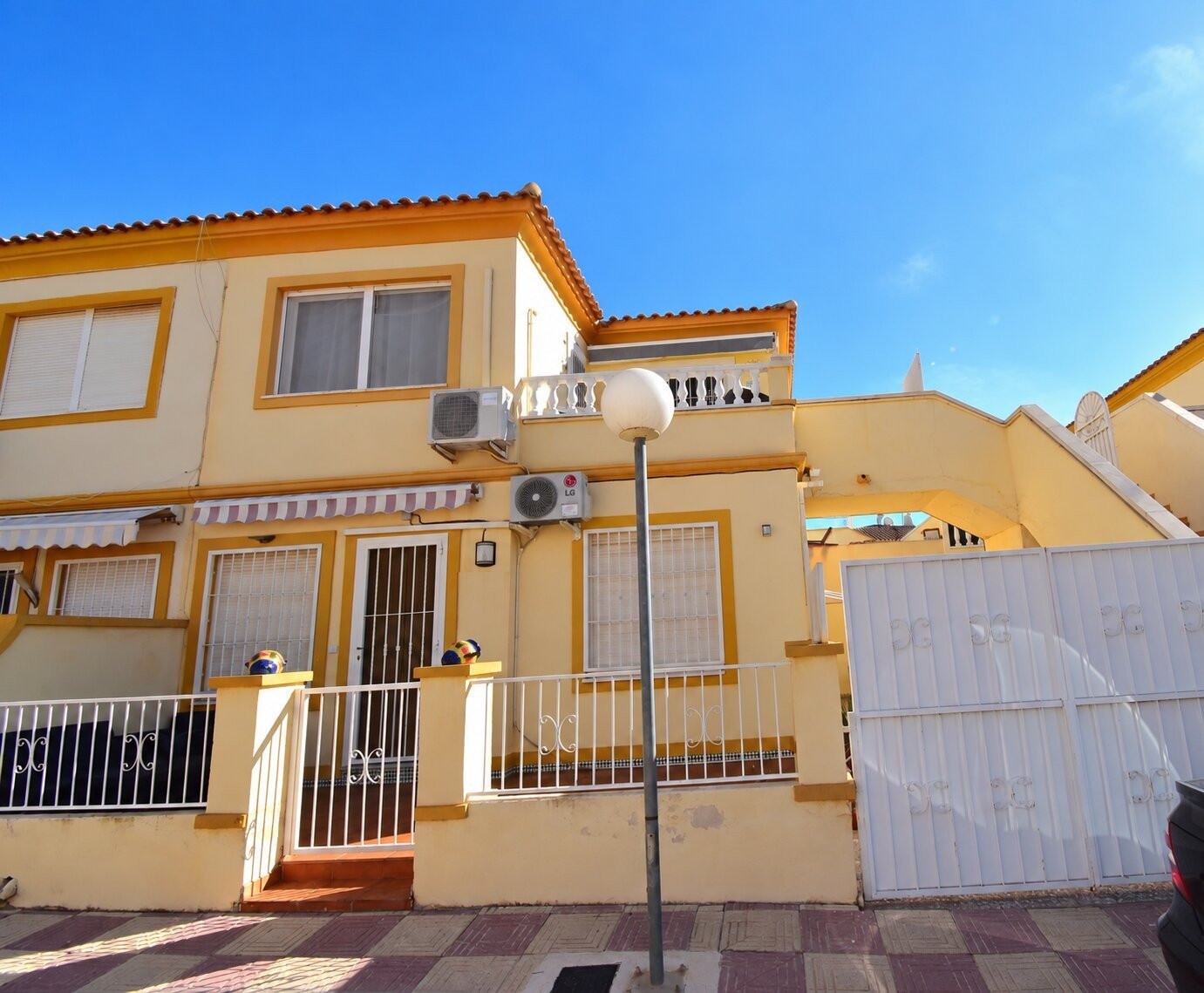 Apartment · Resale - Orihuela Costa · Playa Flamenca · Alicante · Spain Apartment · Resale - Orihuela Costa · Playa Flamenca · Alicante · Spain