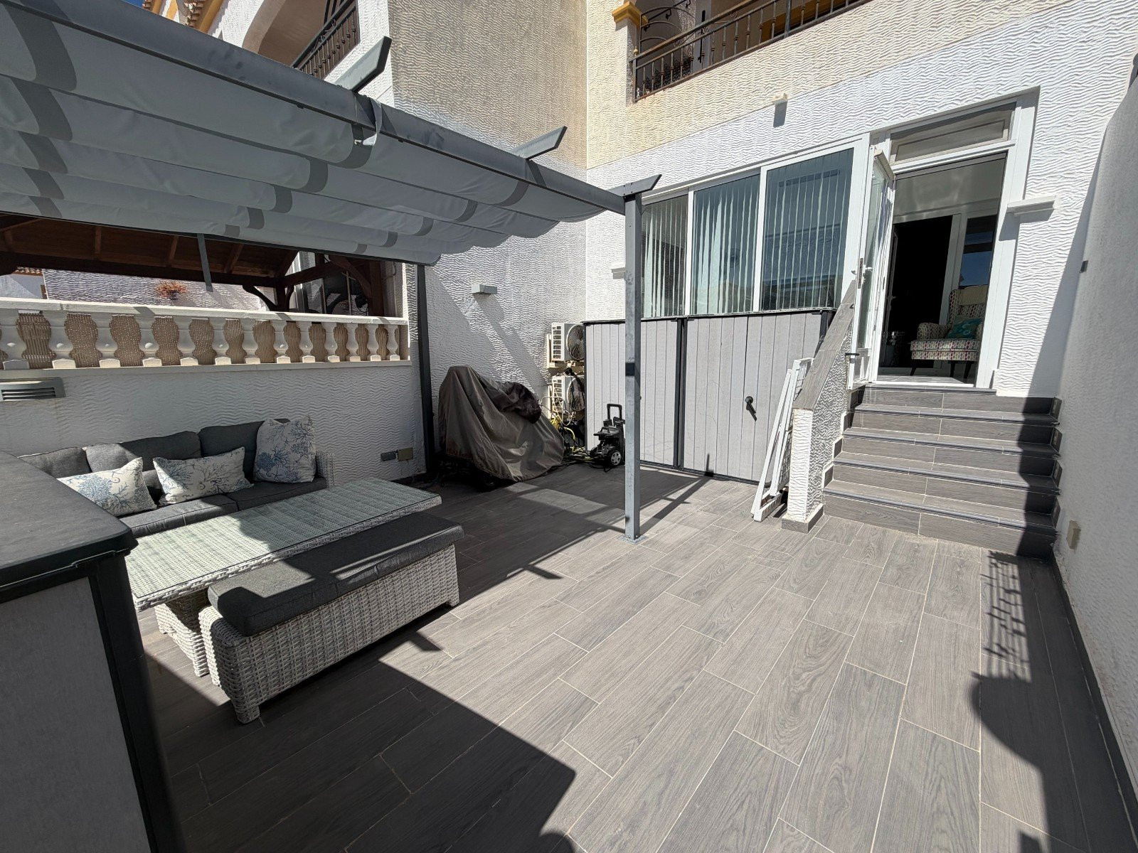 Apartment · Resale - Orihuela · Alicante · Spain Apartment · Resale - Orihuela · Alicante · Spain
