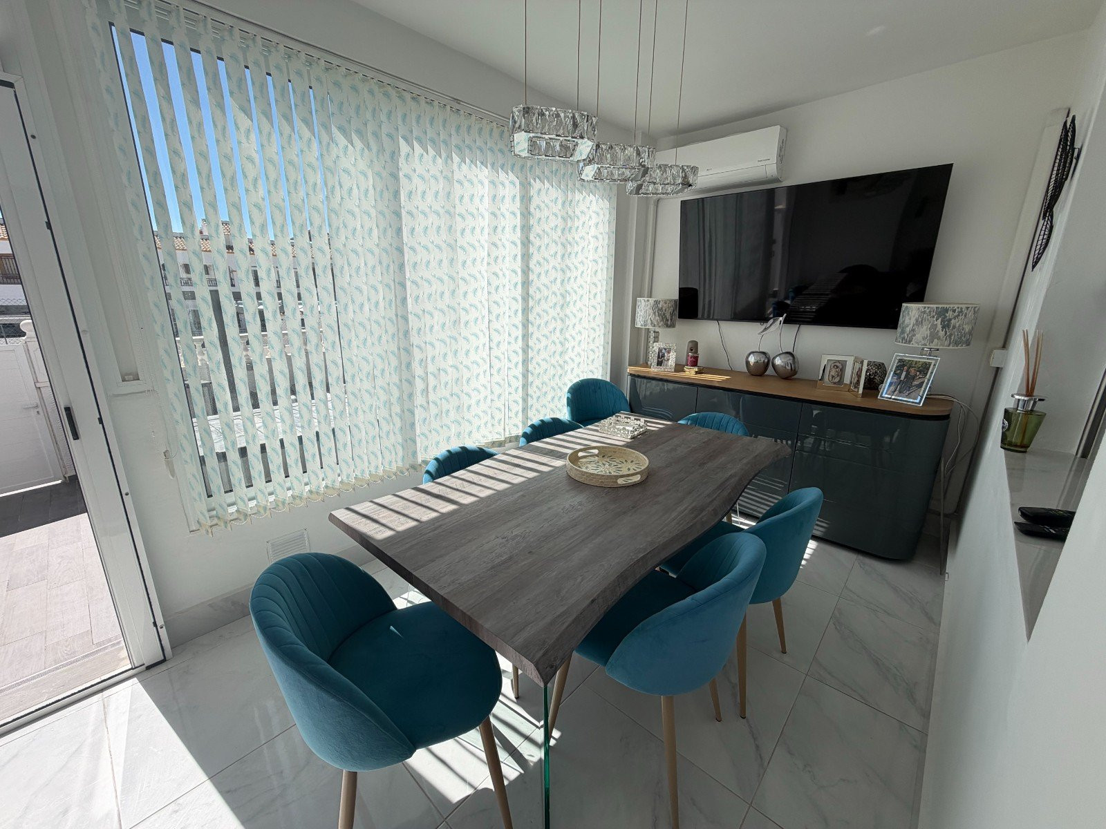 Apartment · Resale - Orihuela · Alicante · Spain Apartment · Resale - Orihuela · Alicante · Spain