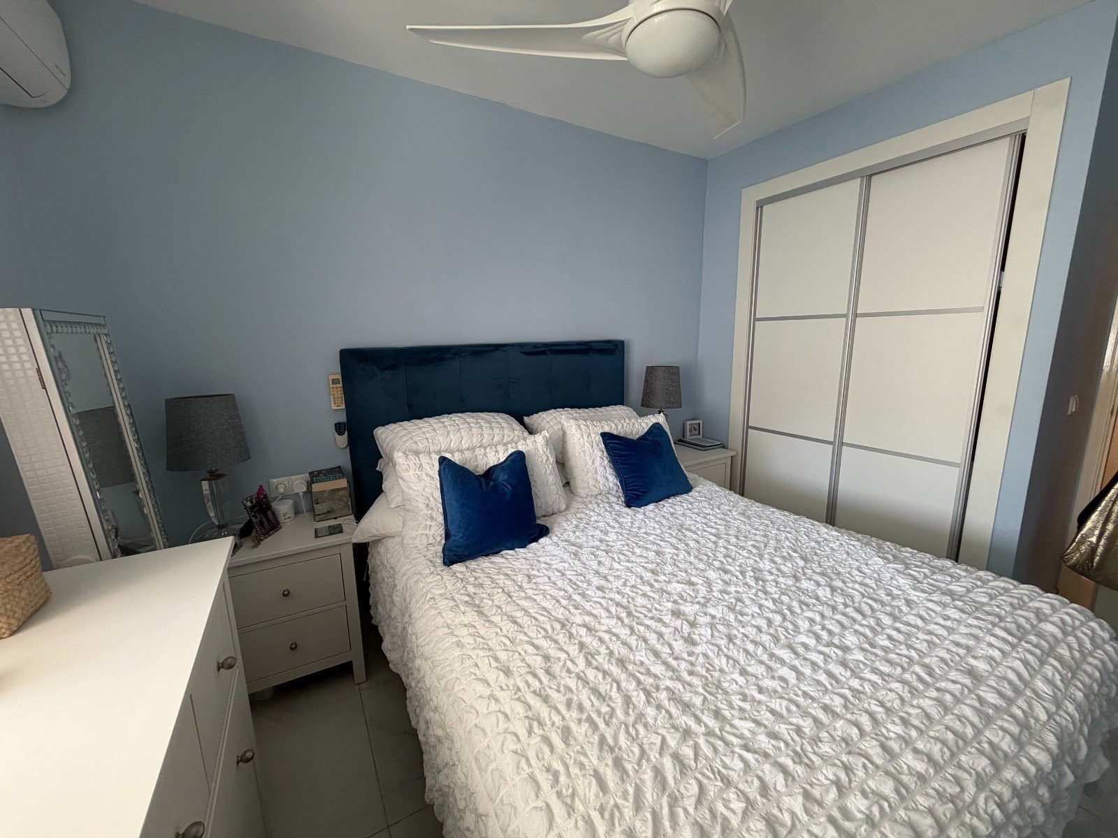 Apartment · Resale - Orihuela · Alicante · Spain Apartment · Resale - Orihuela · Alicante · Spain