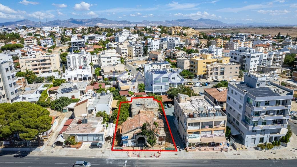 Commercial plot of 718 m² on Larnakos Avenue, Aglantzia photo 2
