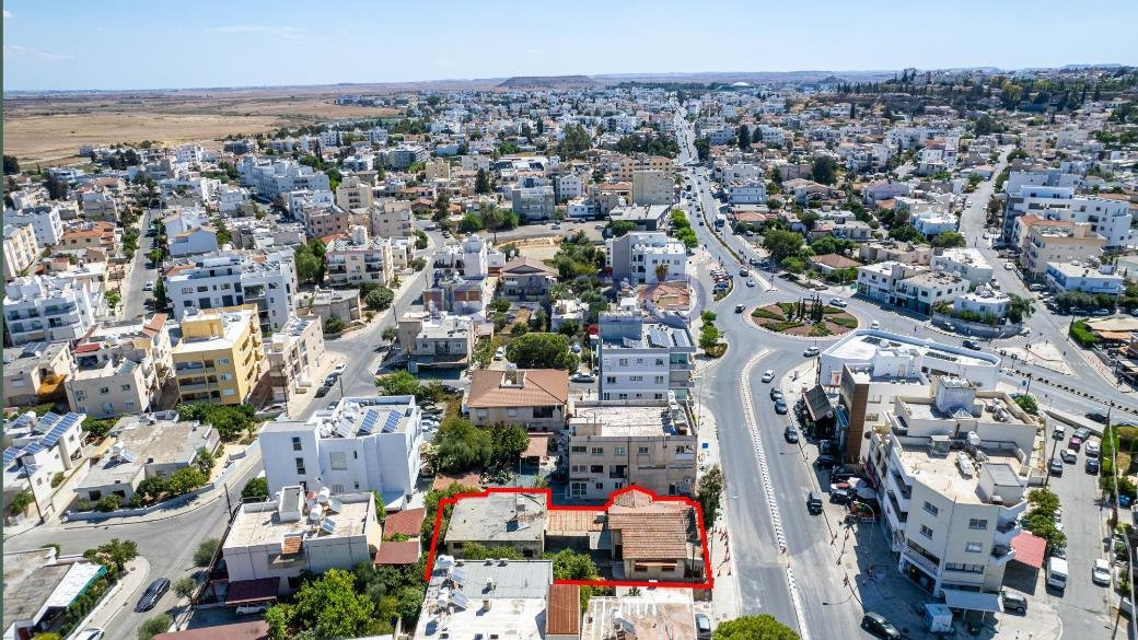 Commercial plot of 718 m² on Larnakos Avenue, Aglantzia photo 3