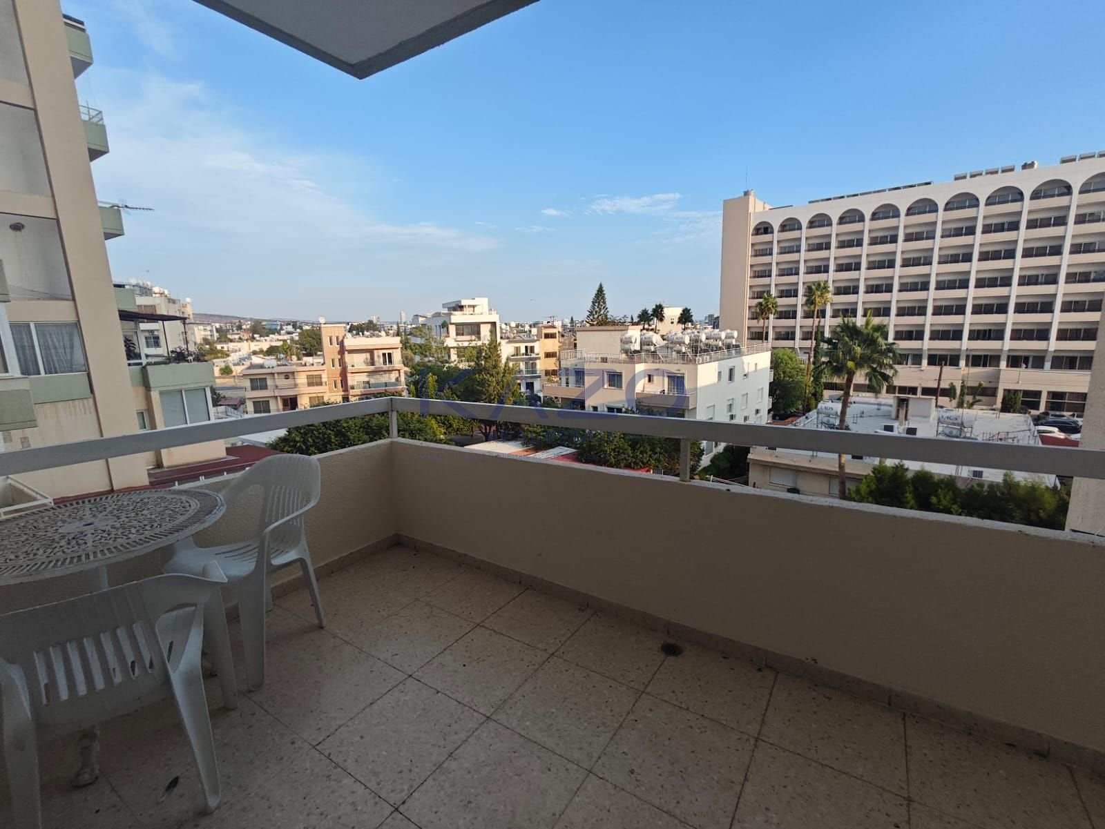 3-bed furnished apartment in Agios Nicolaos, Limassol photo 3