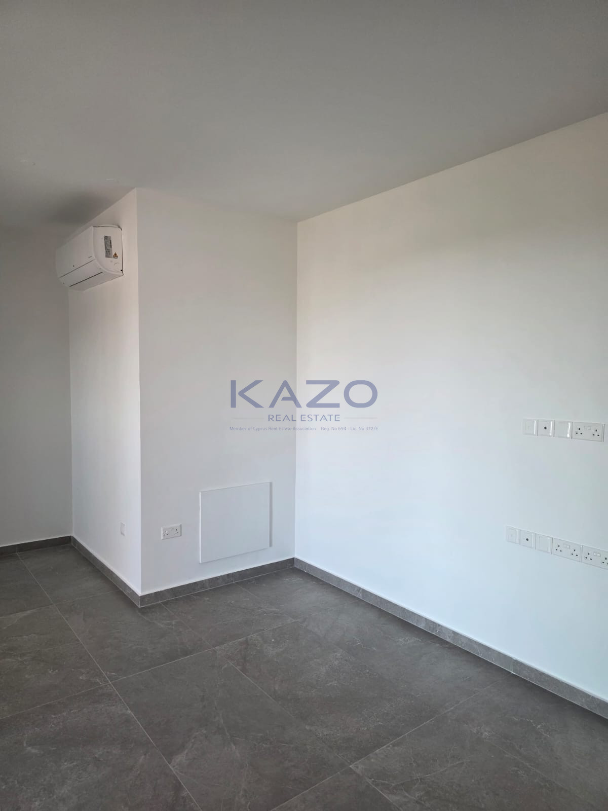 Brand new 3-bed top-floor apartment in Agia Fyla, Limassol photo 4