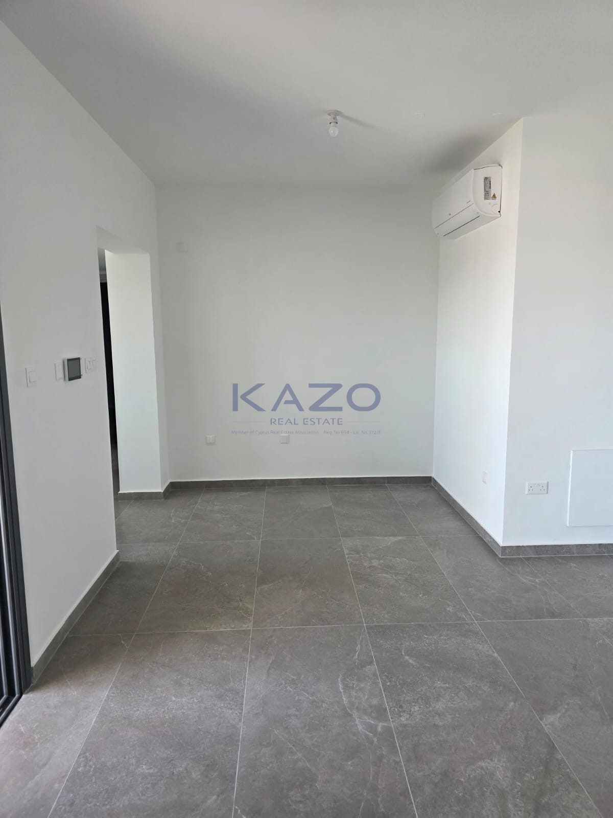 Brand new 3-bed top-floor apartment in Agia Fyla, Limassol photo 3