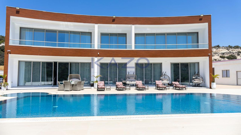 6+ bedroom villa for rent 1350 m² in Parekklisia, Limassol, Cyprus