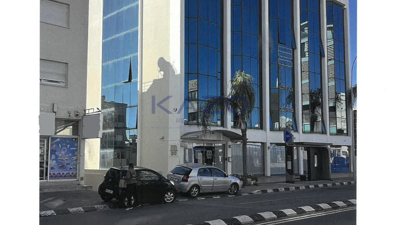 Building 1315 m² for rent in Agios Georgios Xavouzas, Limassol, Cyprus