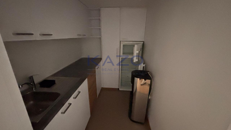 Office 100 m² for rent in City Center - Agia Zoni, Limassol, Cyprus