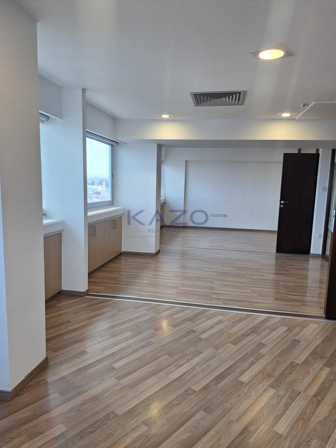 Office 376 m² for rent in City Center - Agia Zoni, Limassol, Cyprus
