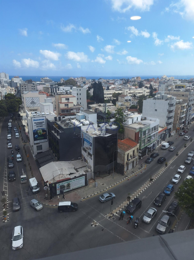 Office 376 m² for rent in City Center - Agia Zoni, Limassol, Cyprus