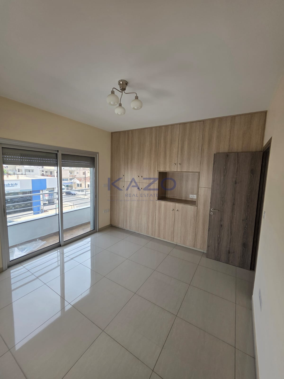 Top-floor office with city views in Omonoia, Limassol photo 3