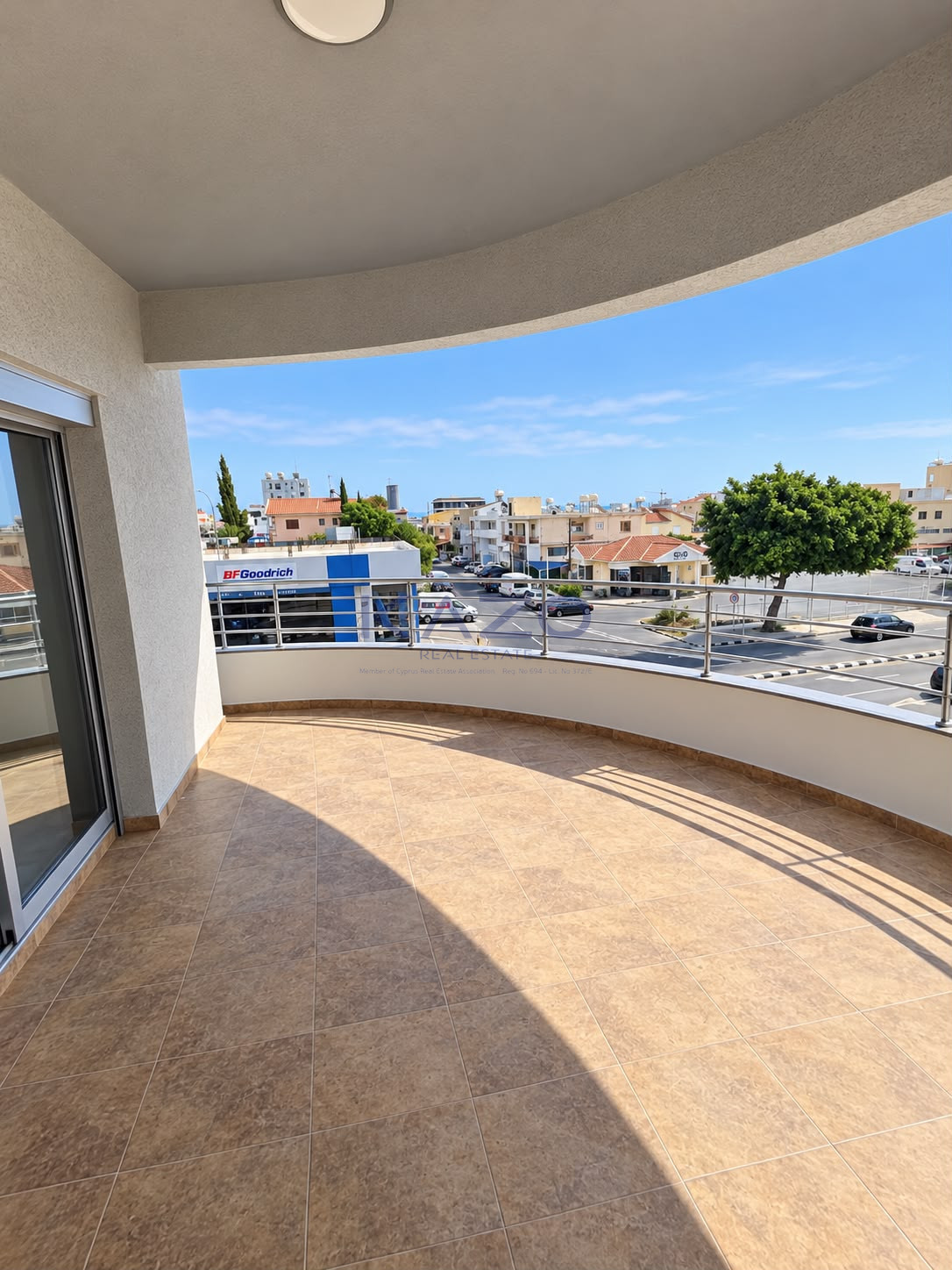 Top-floor office with city views in Omonoia, Limassol photo 10
