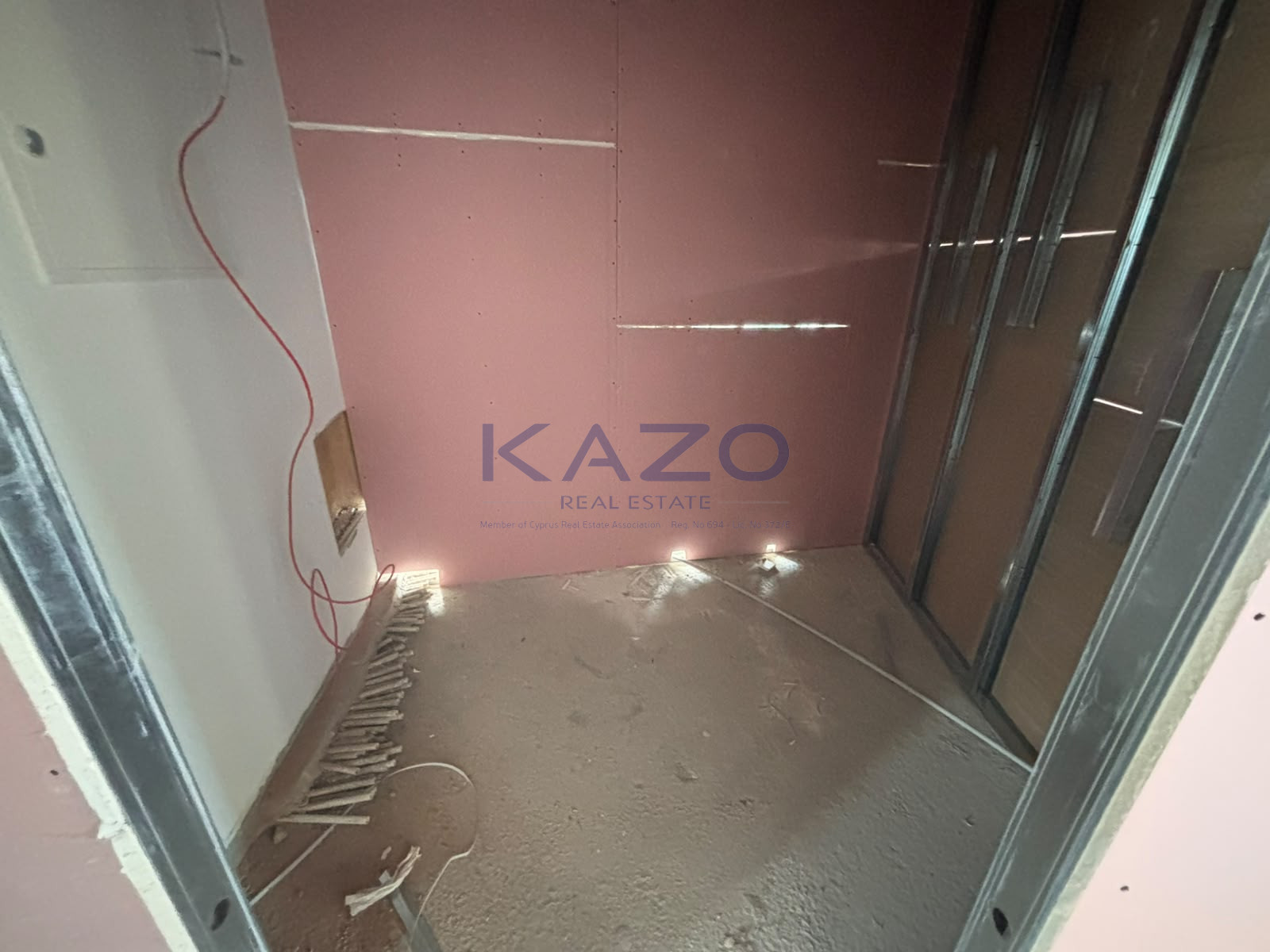 Key-ready whole office building for rent in Makedonias photo 6