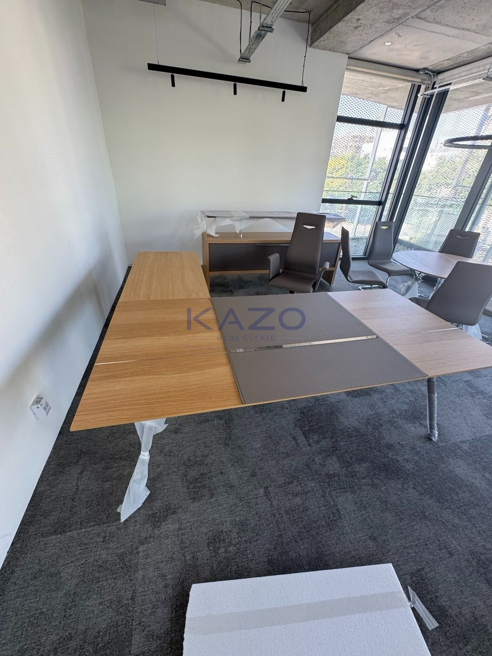 Key-ready 281 m² office in Agia Zoni city centre photo 7