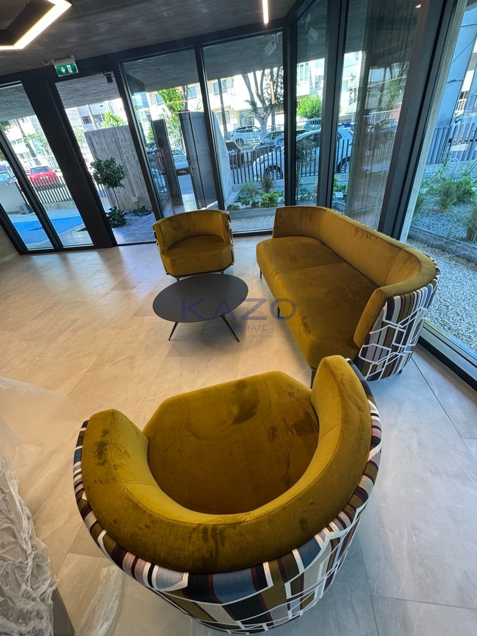 Key-ready 281 m² office in Agia Zoni city centre photo 6