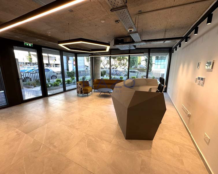 Key-ready 281 m² office in Agia Zoni city centre photo 17