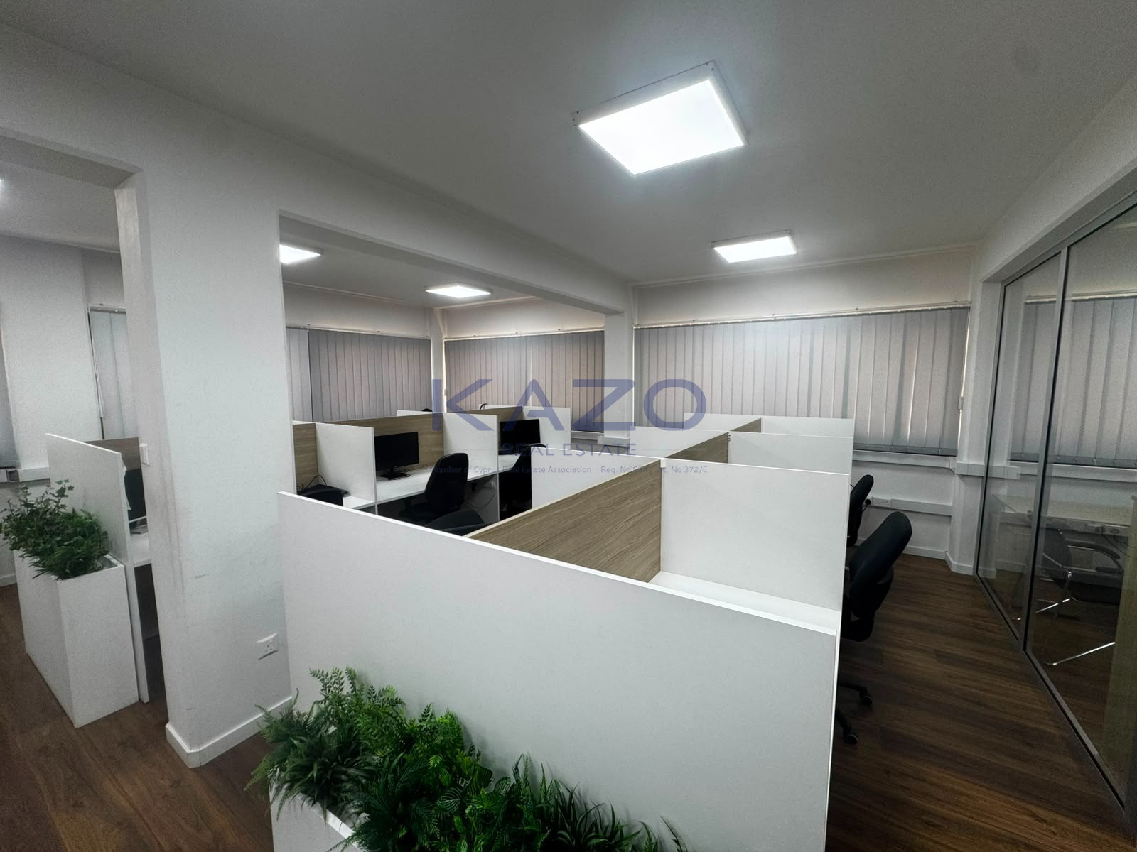 Renovated 340 m2 office with panoramic views in Mesa Geitonia photo 26