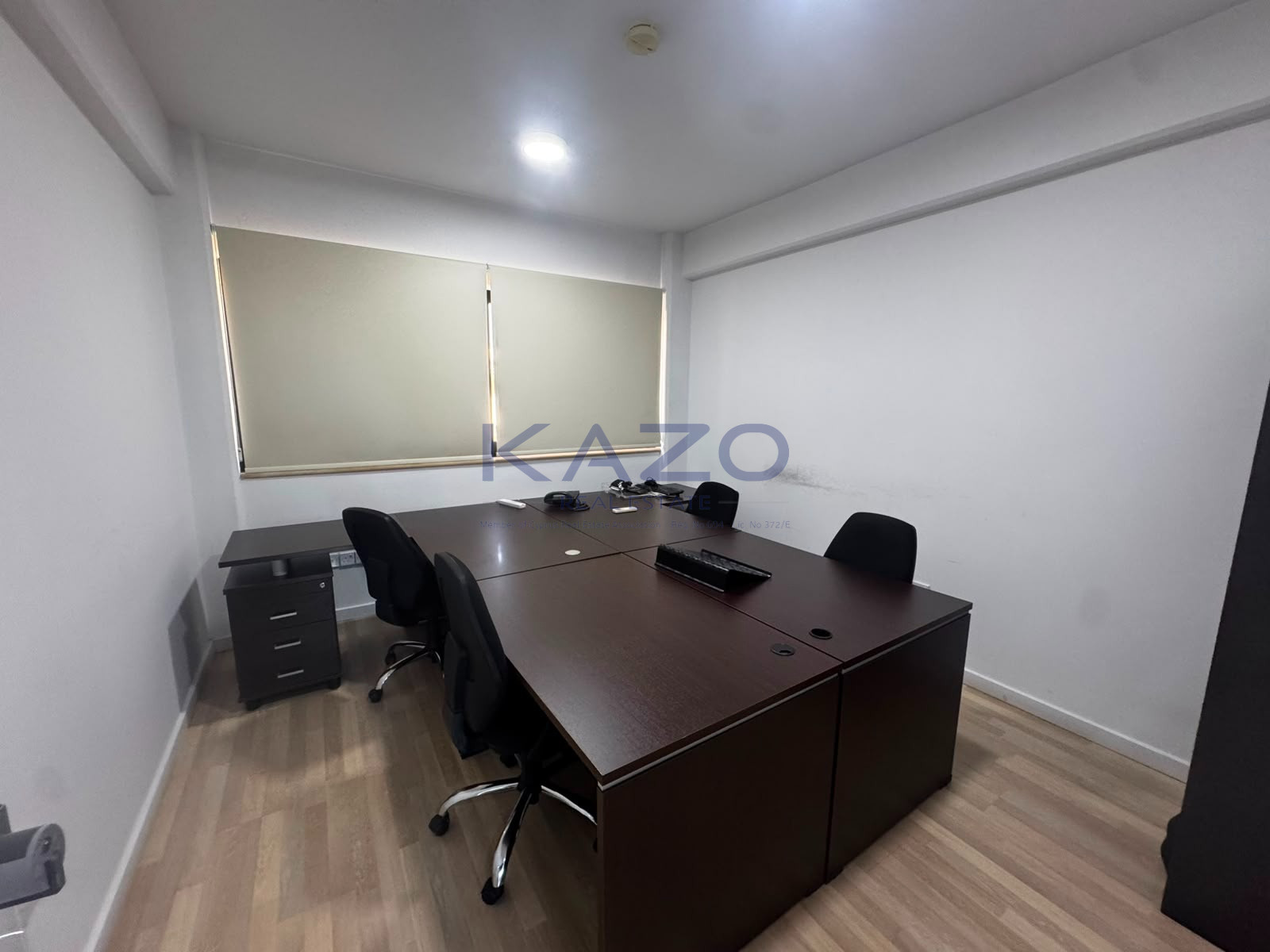 Renovated 110 m2 top-floor office in Mesa Geitonia, Limassol photo 3