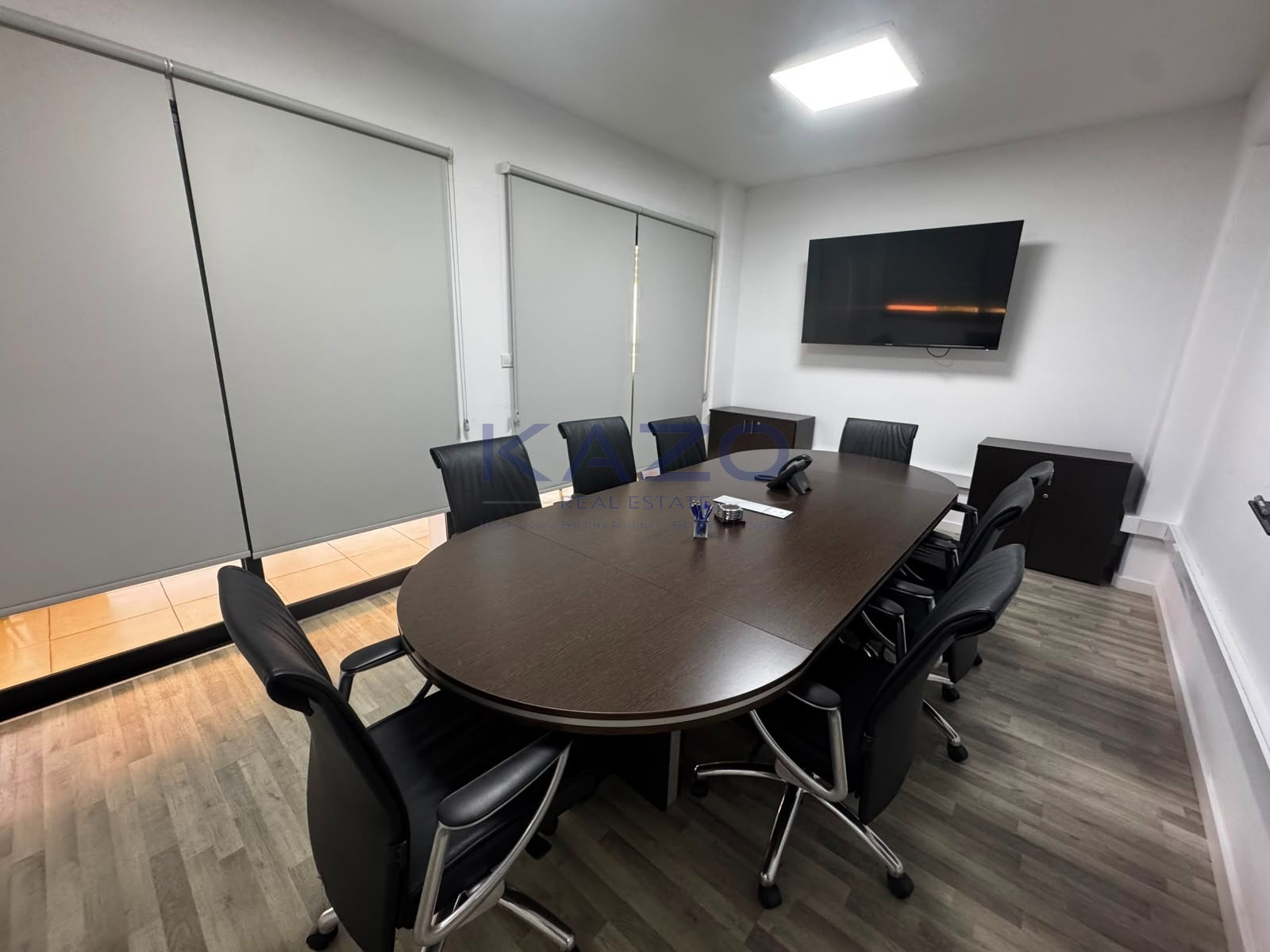 Renovated 110 m2 top-floor office in Mesa Geitonia, Limassol photo 7