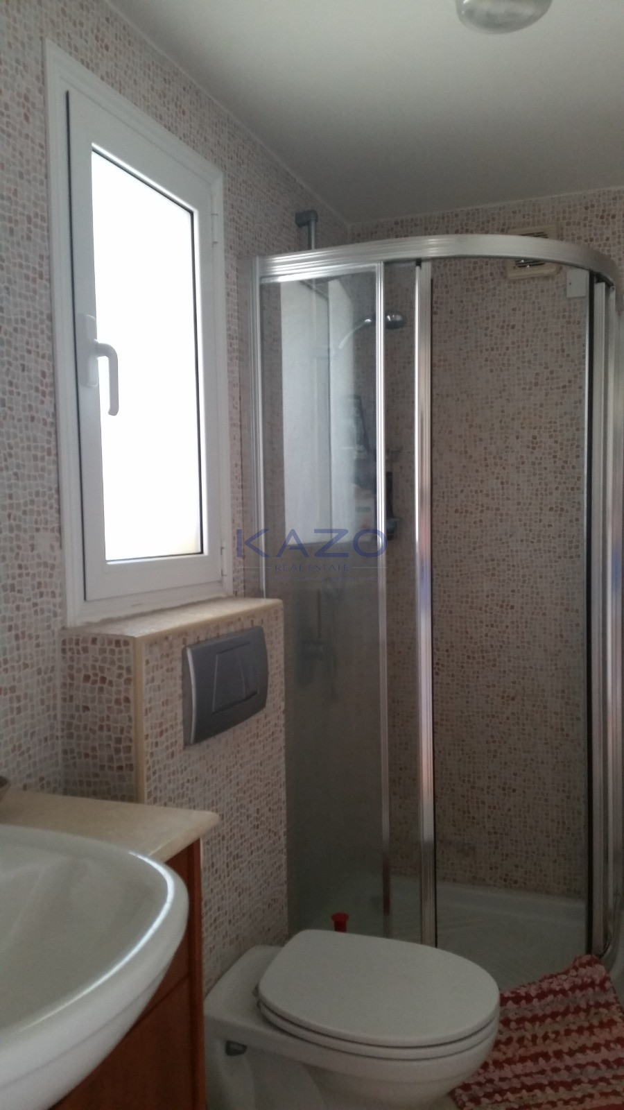 Spacious 3-bed villa with Jacuzzi in Agios Tychonas photo 13