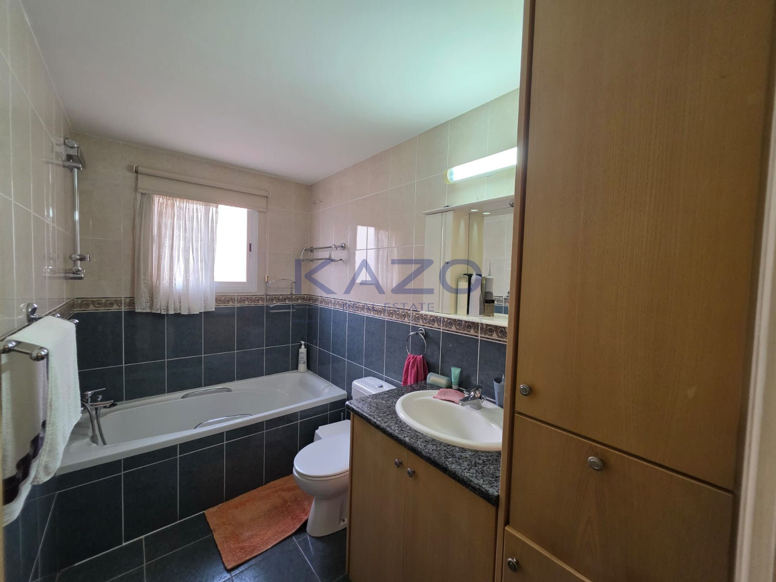 Furnished 3-bed apartment in Petrou & Pavlou, Limassol photo 15