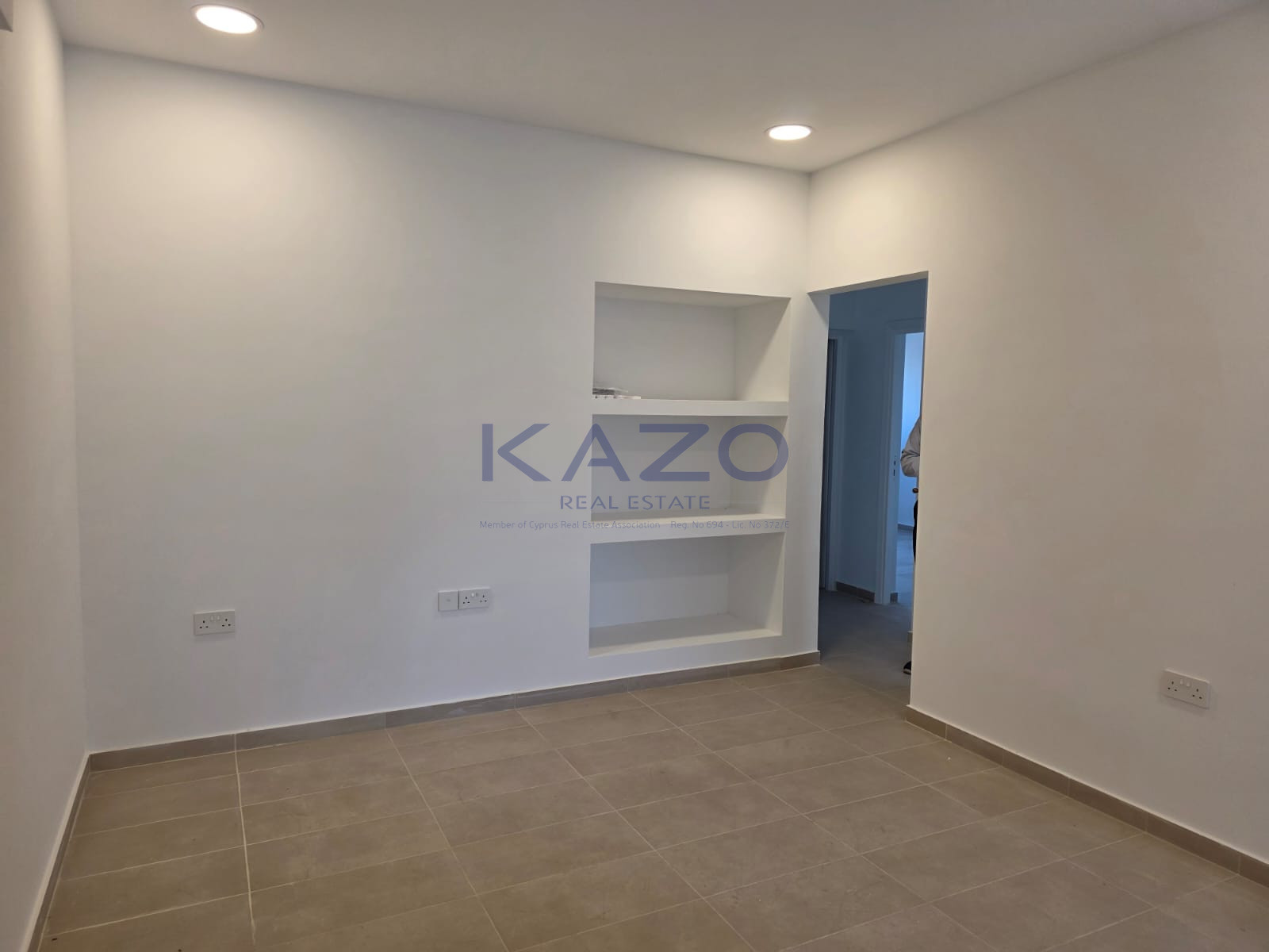 Renovated 80 m2 office for rent in Kato Polemidia, Limassol photo 2