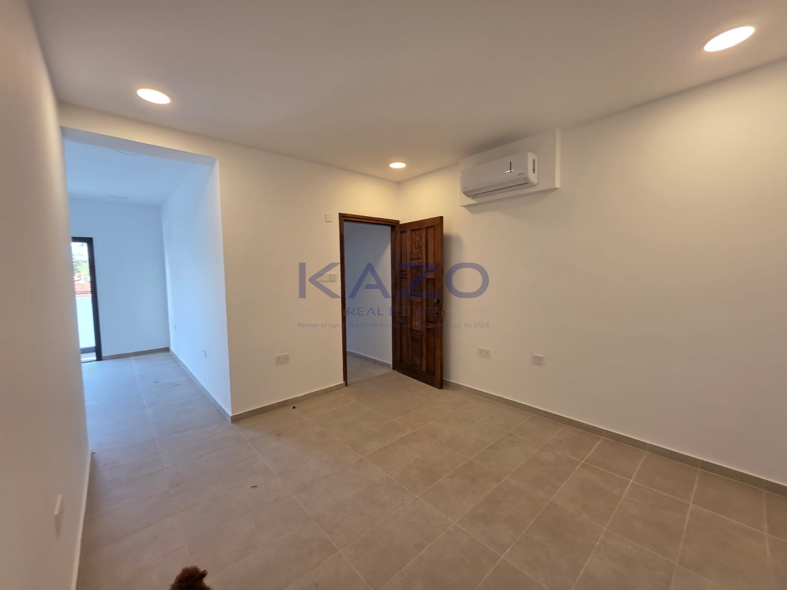 Renovated 80 m2 office for rent in Kato Polemidia, Limassol photo 3