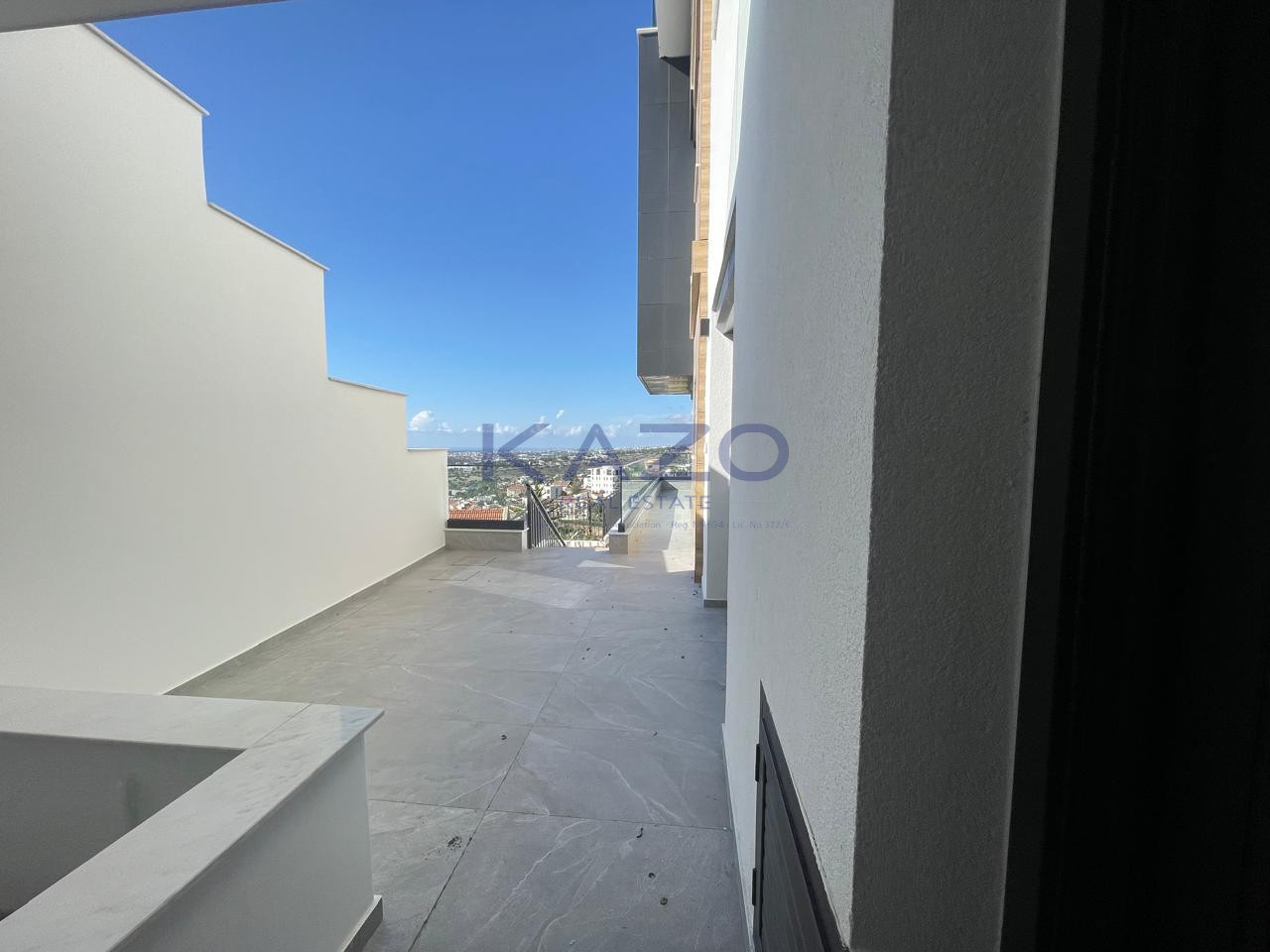 Modern 3-bed apartment with sea views and garden in Agia Fyla photo 24