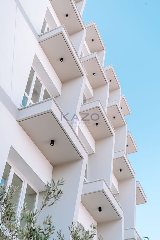 Four-floor commercial building for rent in Agia Triada center photo 8