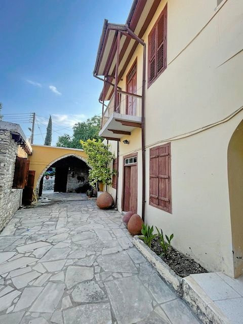 House in Kato Drys - view 1