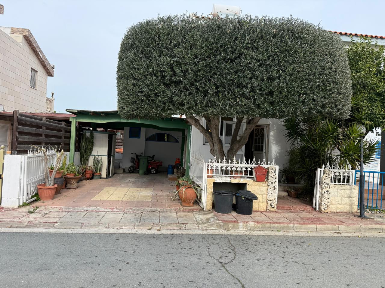 House in Perivolia - view 1