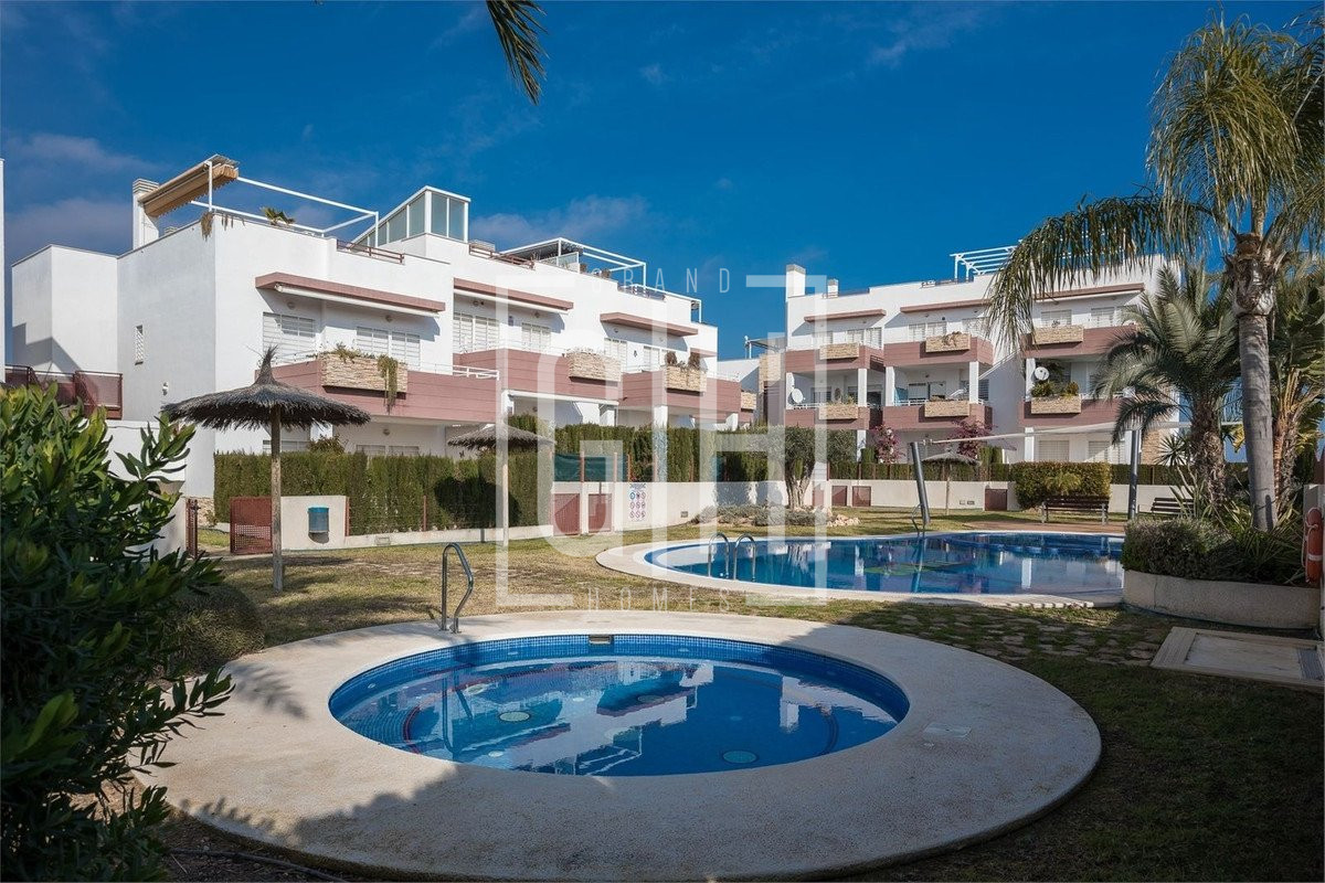 Apartamento con 2 dormitorios