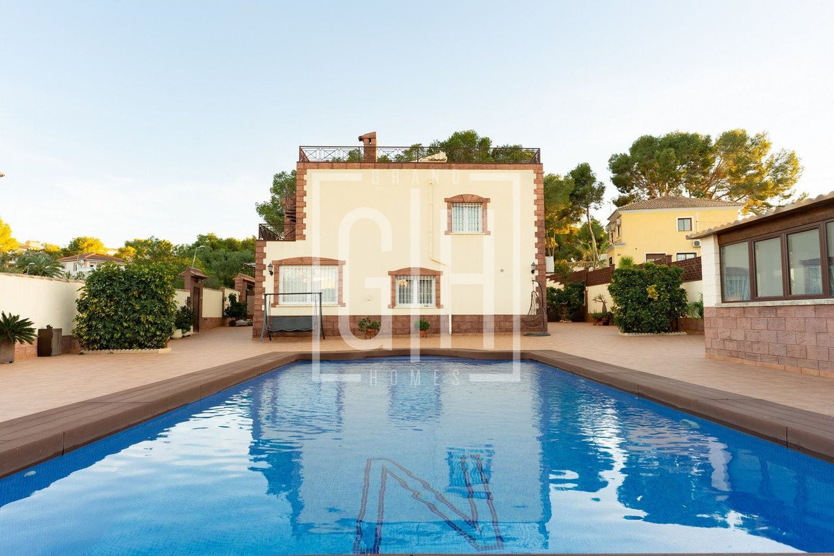 Villa med 7 soverom