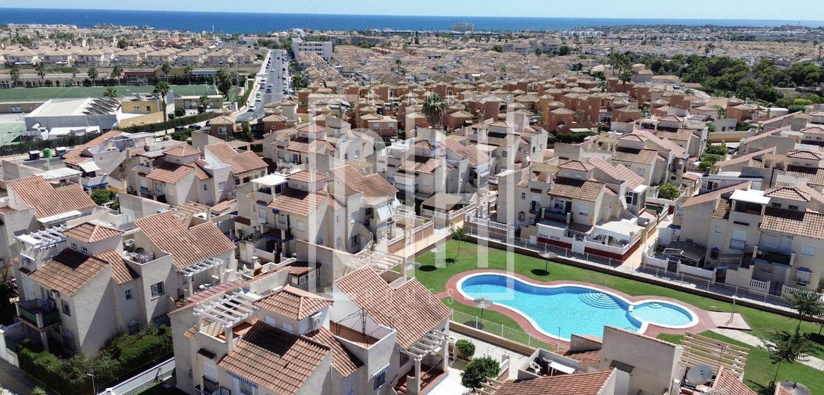 Apartamento con 2 dormitorios