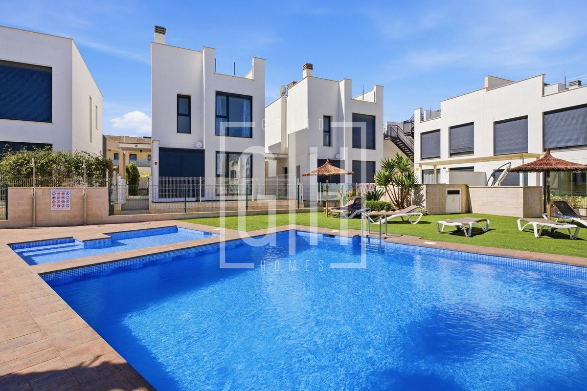 Detached Villa with 3 bedrooms