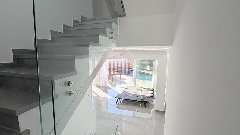 Коммерческая недвижимость 487 м² в аренду в Agios Tychon, Limassol, Cyprus